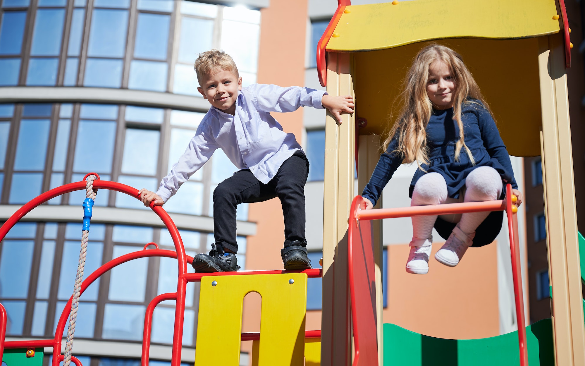 Pendik Bölgesinde Çocukların Geleceğine Işık Tutacak Anaokulları, çocuklarınızın ilk adımlarını en sağlam temeller üzerine atmanızı sağlayacak fırsatları sunmaktadır. Bu anaokulları, gelecekteki başarıların temelini oluşturacak değerler ve bilgiyi bir araya getirerek çocuklarınızın potansiyelini maksimize etmeyi amaçlamaktadır.